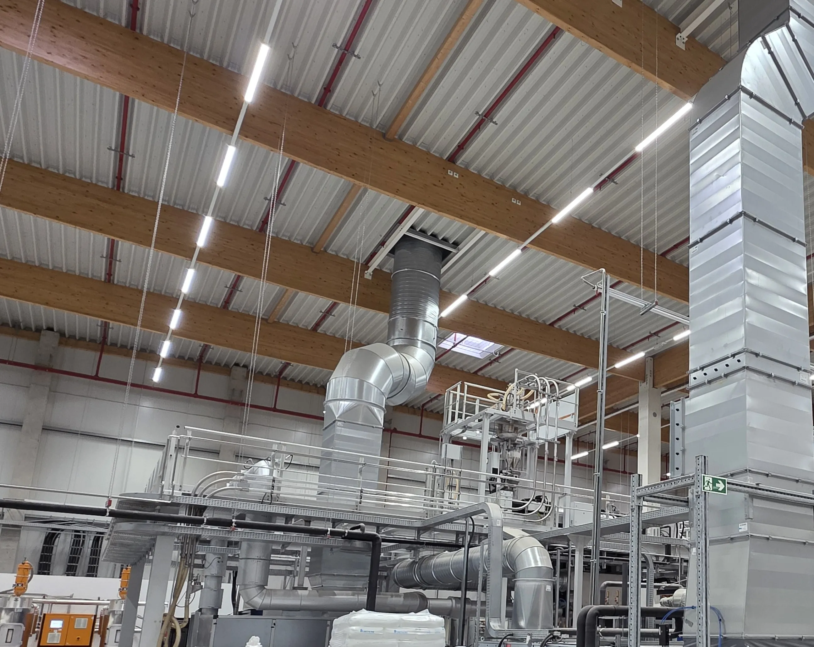 Dosing platform and air ducting above the line